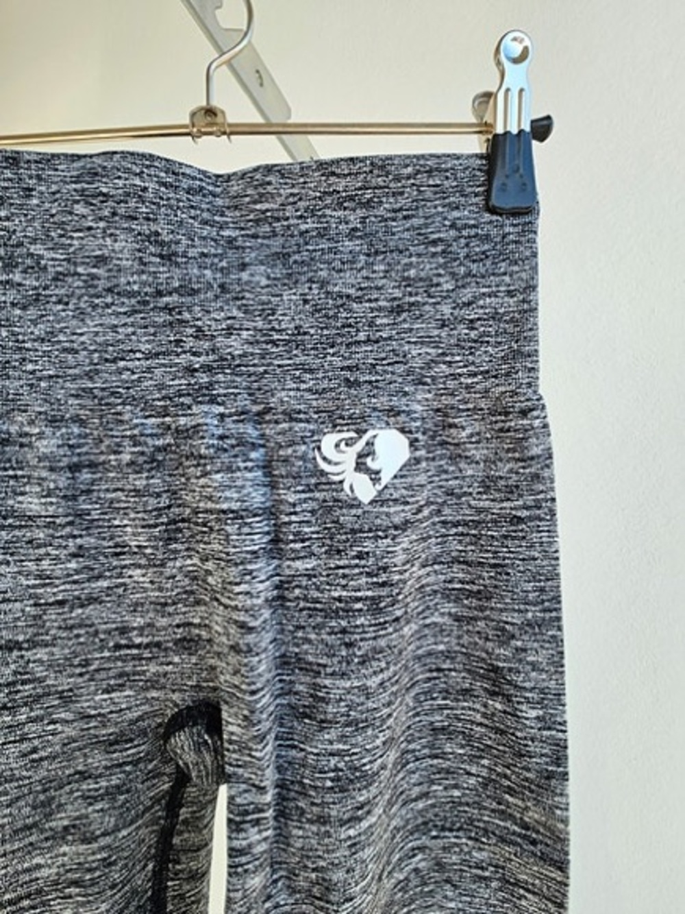 Women’s Best Move Seamless Sports Bra | Grey Marl - Picture 3 of 7